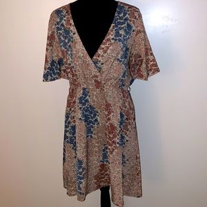 Floral sleeve wrap floral dress.